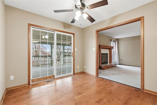 802 S Morgan Drive, Peculiar, MO 64078