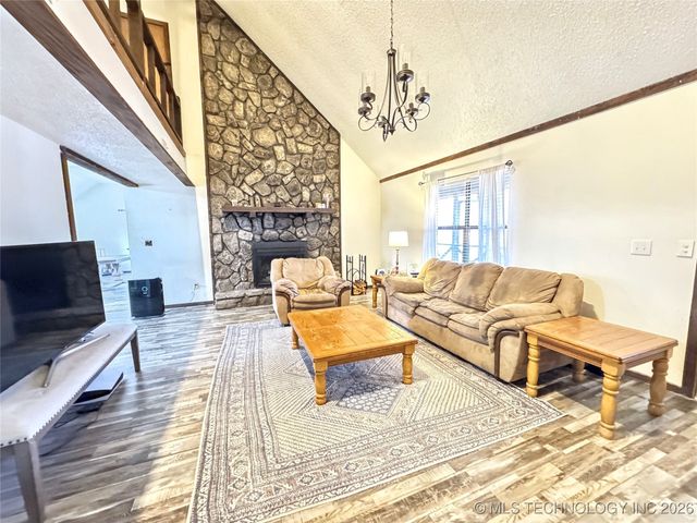 23536 E 873 Road, Park Hill, OK 74451