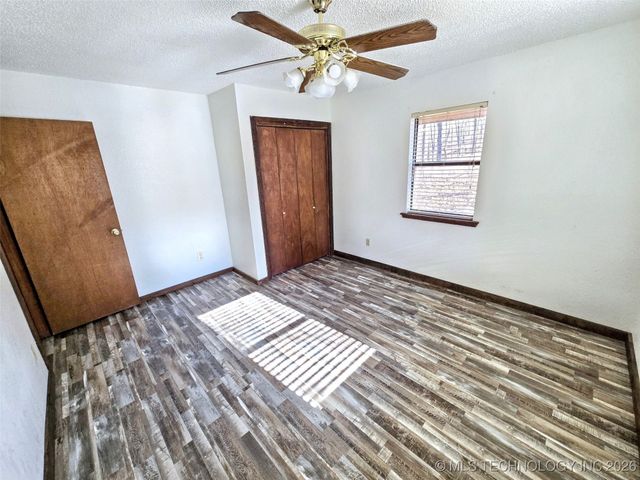 23536 E 873 Road, Park Hill, OK 74451