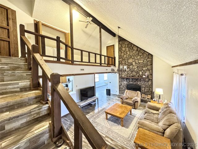 23536 E 873 Road, Park Hill, OK 74451