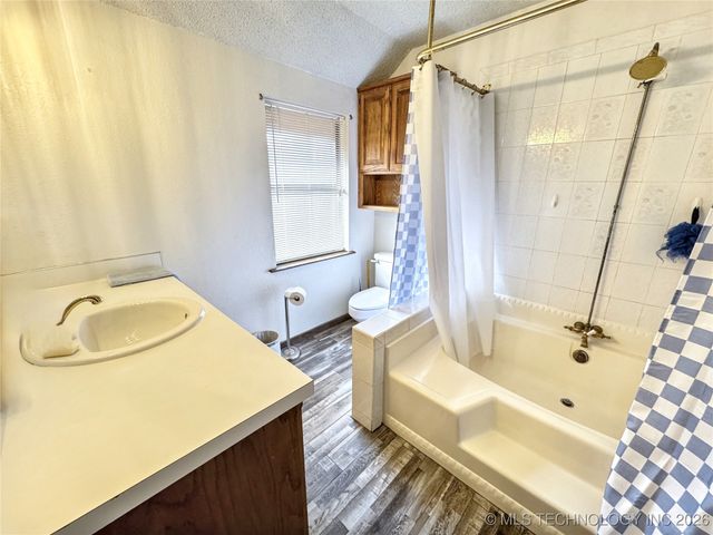 23536 E 873 Road, Park Hill, OK 74451