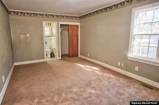 1502 Hayes Street, Muskogee, OK 74403