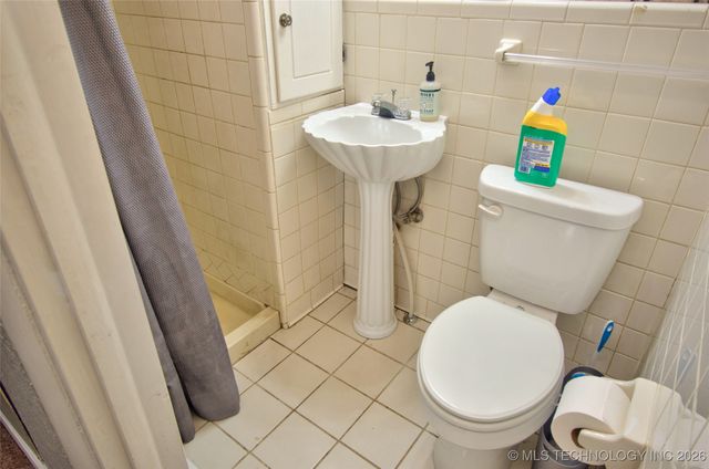 1502 Hayes Street, Muskogee, OK 74403