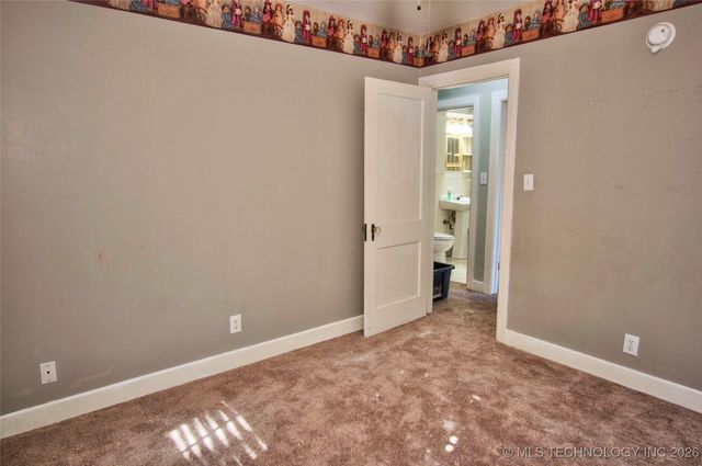 1502 Hayes Street, Muskogee, OK 74403