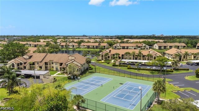 8411 Charter Club CIR 1, Fort Myers, FL 33919