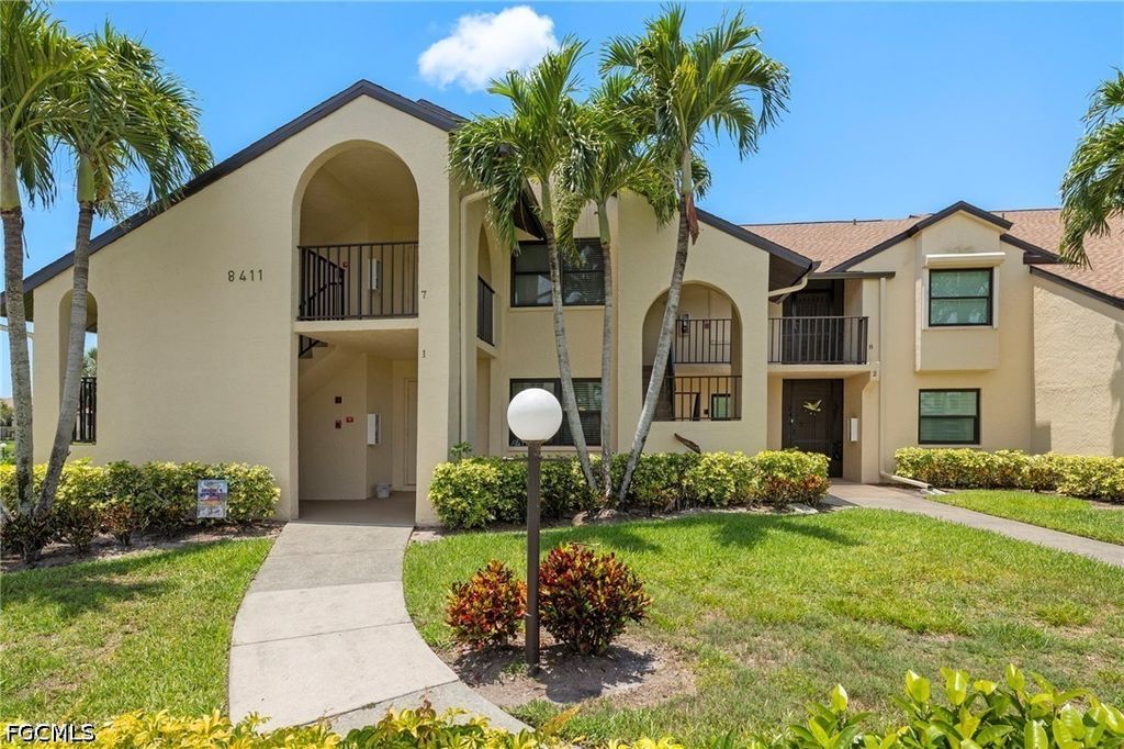 8411 Charter Club CIR 1, Fort Myers, FL 33919