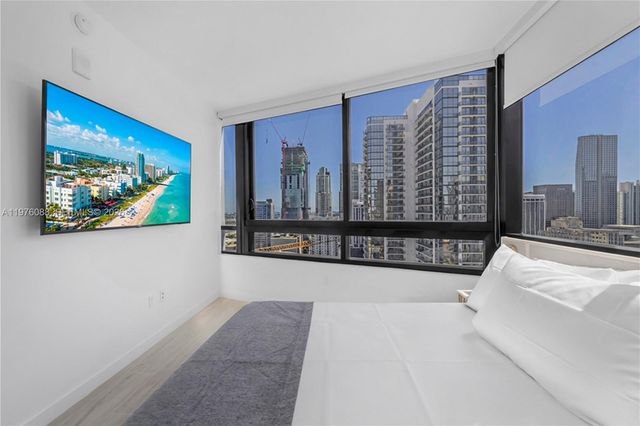 225 N Miami 3009, Miami, FL 33128