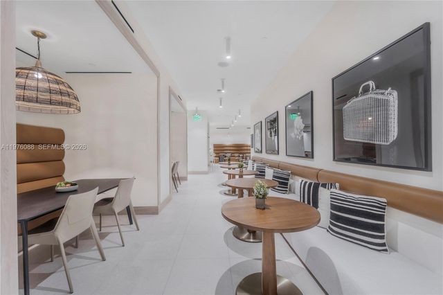 225 N Miami 3009, Miami, FL 33128