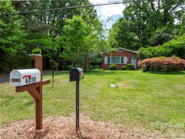 6210 Grove Park Boulevard, Charlotte, NC 28215