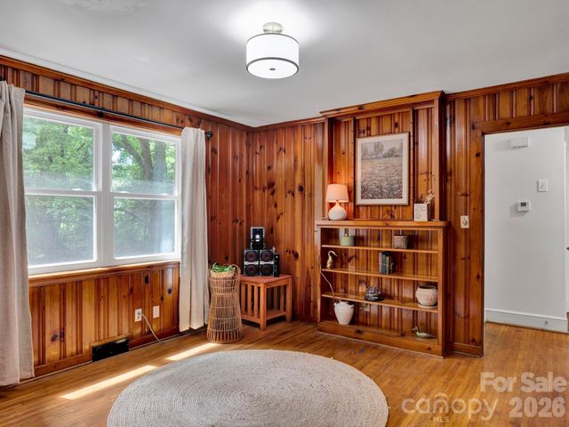 6210 Grove Park Boulevard, Charlotte, NC 28215