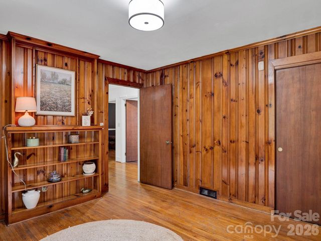 6210 Grove Park Boulevard, Charlotte, NC 28215