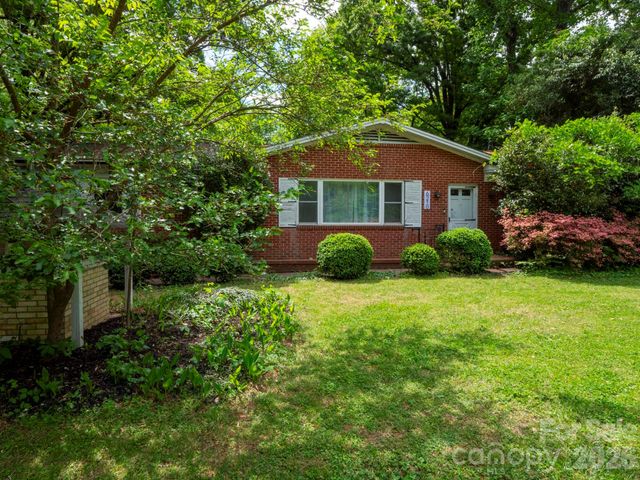 6210 Grove Park Boulevard, Charlotte, NC 28215