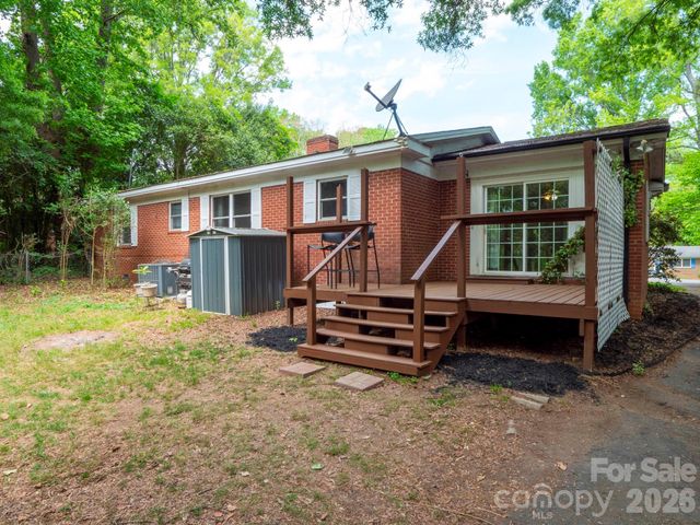 6210 Grove Park Boulevard, Charlotte, NC 28215