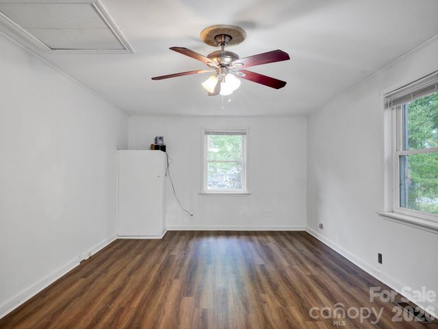 6210 Grove Park Boulevard, Charlotte, NC 28215