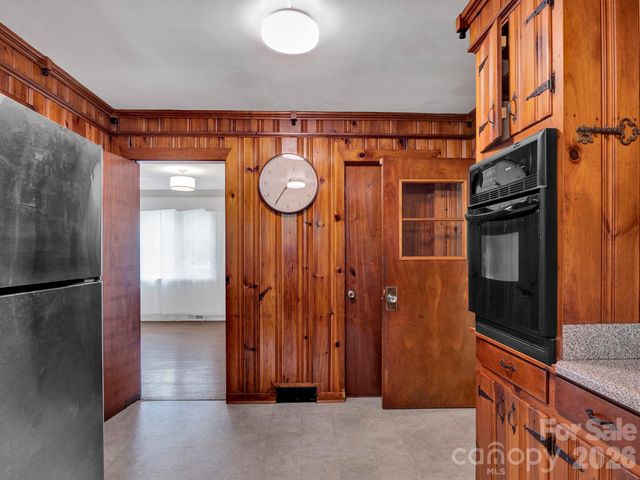 6210 Grove Park Boulevard, Charlotte, NC 28215