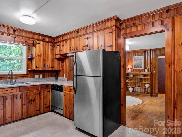 6210 Grove Park Boulevard, Charlotte, NC 28215