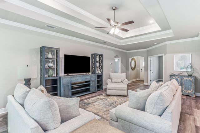 7613 Hatteras Drive, Navarre, FL 32566