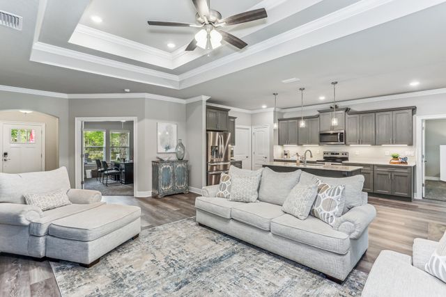 7613 Hatteras Drive, Navarre, FL 32566