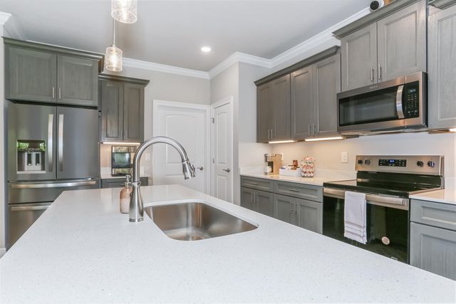7613 Hatteras Drive, Navarre, FL 32566