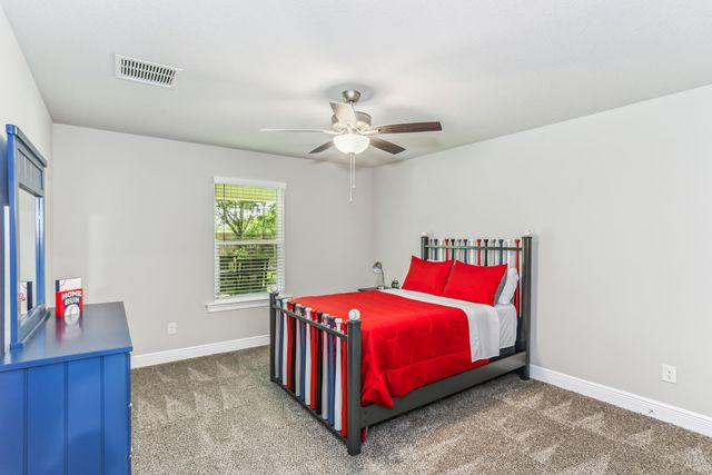 7613 Hatteras Drive, Navarre, FL 32566