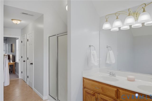 11807 Longfellow Dr, Midlothian, VA 23112