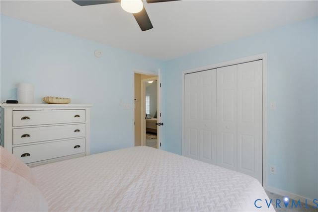 11807 Longfellow Dr, Midlothian, VA 23112