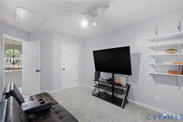 11807 Longfellow Dr, Midlothian, VA 23112