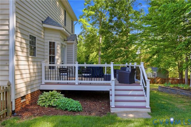 11807 Longfellow Dr, Midlothian, VA 23112
