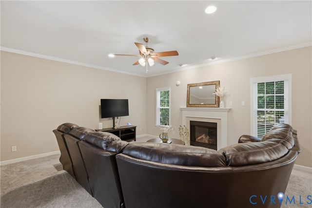 11807 Longfellow Dr, Midlothian, VA 23112