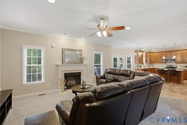11807 Longfellow Dr, Midlothian, VA 23112