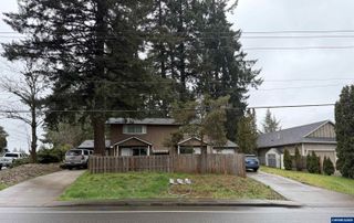 4825-4827 Skyline Rd S, Salem, OR 97306