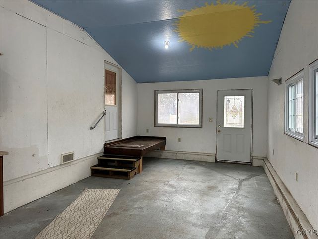 7336 Wheatley Road, Cicero, NY 13057