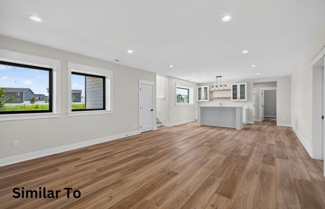 1435 NW Bull Run Court, Waukee, IA 50263