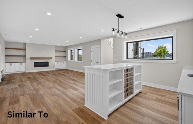 1435 NW Bull Run Court, Waukee, IA 50263