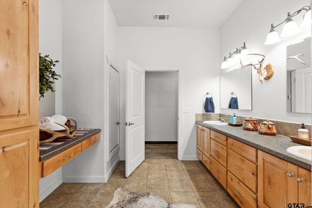 24 County Road 1060, Talco, TX 75487