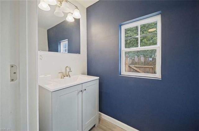 1074 Norview AVE A, Norfolk, VA 23513