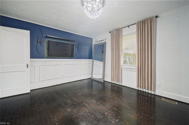 1074 Norview AVE A, Norfolk, VA 23513