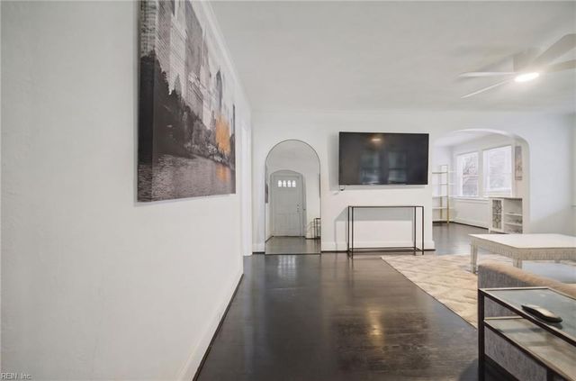 1074 Norview AVE A, Norfolk, VA 23513