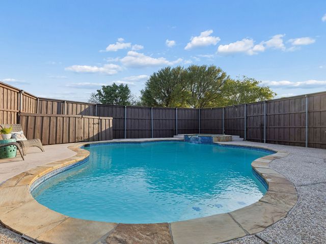 1008 E Grubb Drive, Mesquite, TX 75149