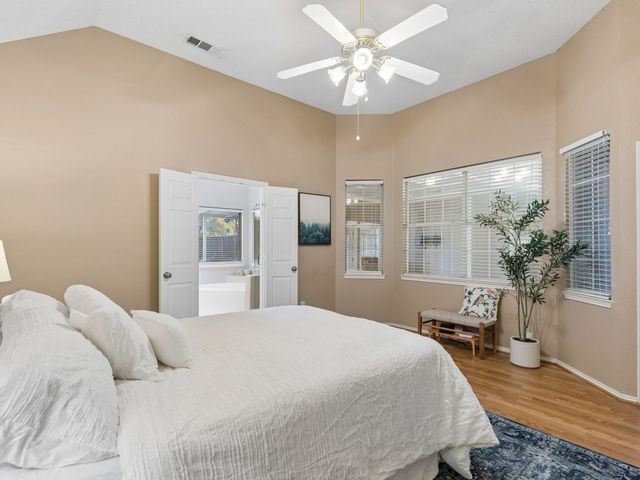 1008 E Grubb Drive, Mesquite, TX 75149
