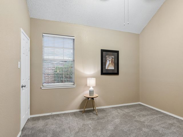 1008 E Grubb Drive, Mesquite, TX 75149