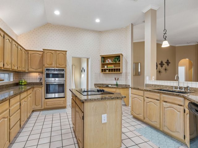 1008 E Grubb Drive, Mesquite, TX 75149
