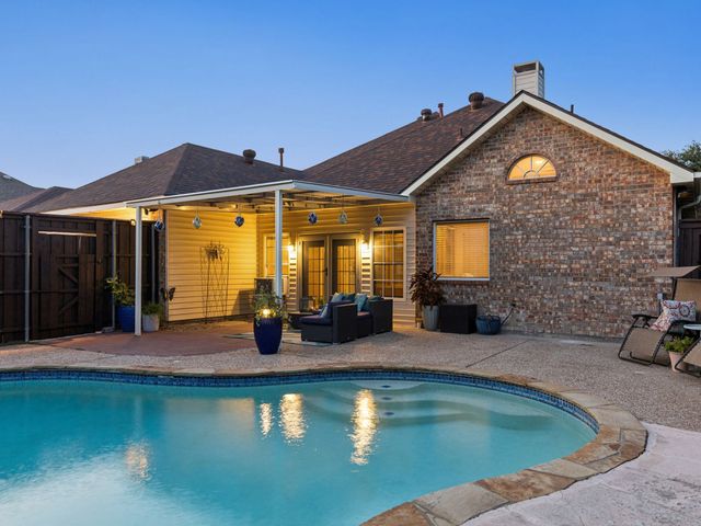 1008 E Grubb Drive, Mesquite, TX 75149