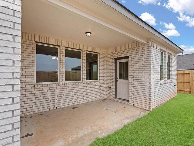 27615 Beachside Arbor Drive, Katy, TX 77493