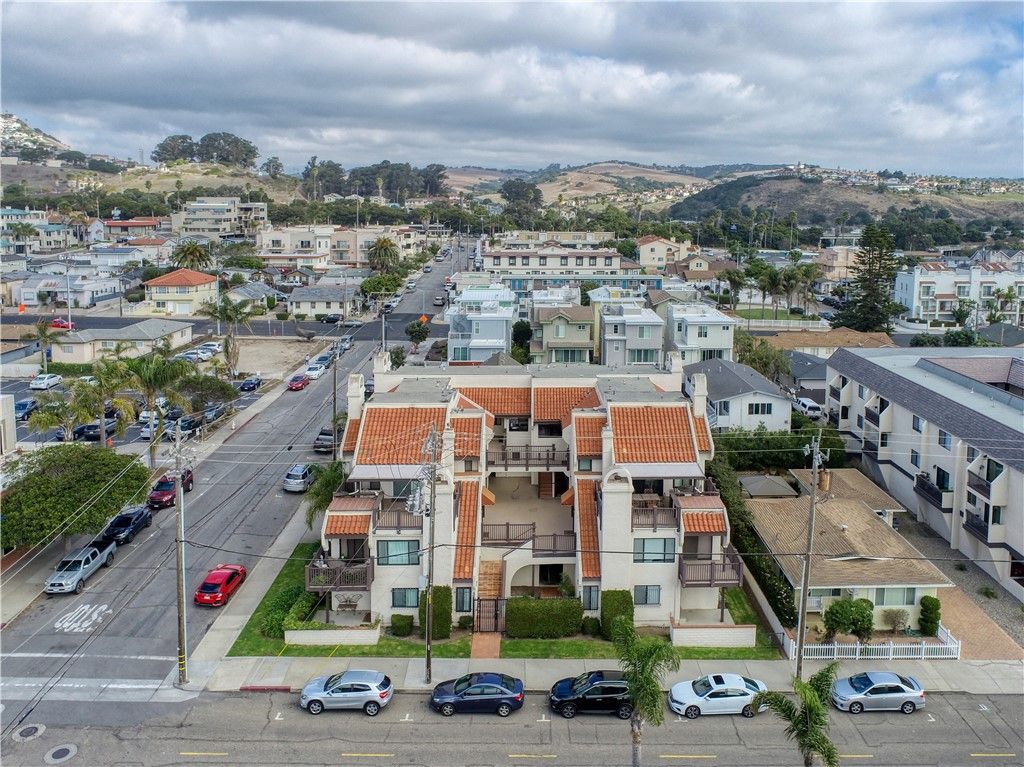 Image 6 of property listing at 214 Stimson Avenue, Pismo Beach, CA 93449