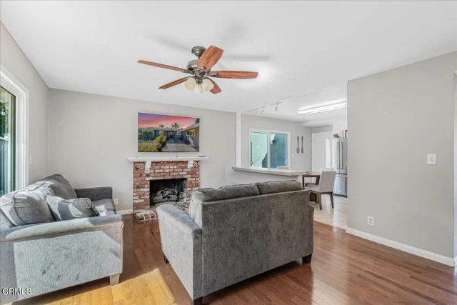 249 Bluefield Avenue, Thousand Oaks, CA 91320
