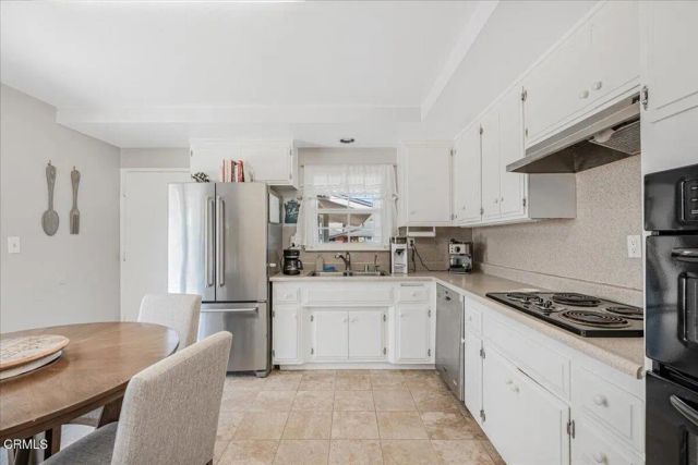 249 Bluefield Avenue, Thousand Oaks, CA 91320