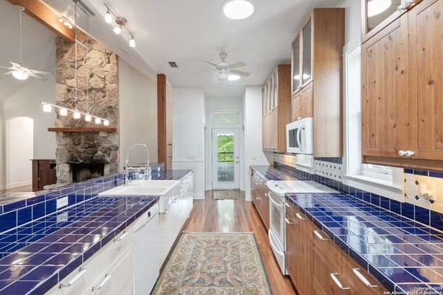 3701 fischer store, Wimberley, TX 78676