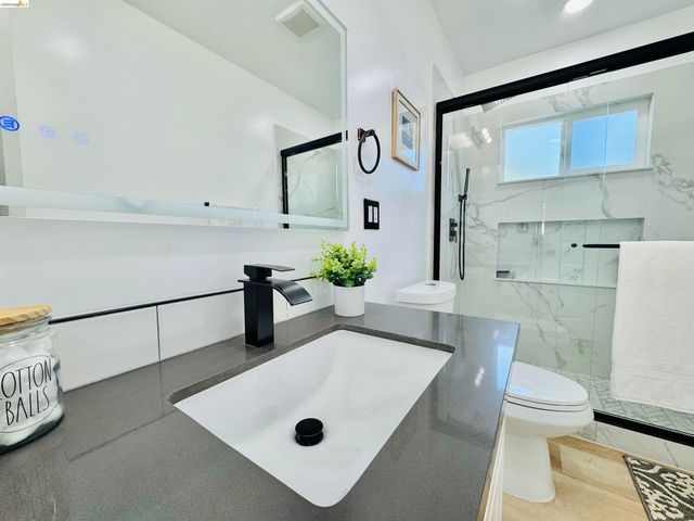 2427 67Th Ave, Oakland, CA 94605