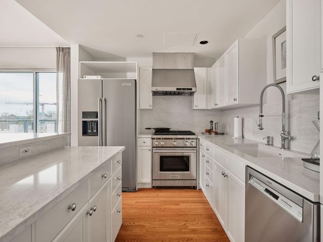 901 W 9th ST 706, Austin, TX 78703